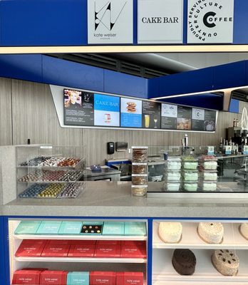 Cake Bar (by Gate D3) by null