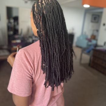 Juju’s Loc Lounge - Fresh re-twist and cut. - Hair Stylists Near Me - Henderson, Nevada Juju’s Loc Lounge - Fresh re-twist and cut. - Hair Stylists Near Me - Henderson, Nevada