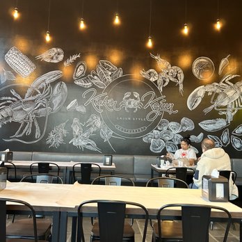 Kickin Kajun - Clean and spacious interiors - Cajun/Creole Near Me - Renton, Washington Kickin Kajun - Clean and spacious interiors - Cajun/Creole Near Me - Renton, Washington