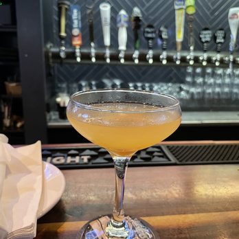 Wood-n-Tap - Passion peach martini - New American Near Me - Rocky Hill, Connecticut Wood-n-Tap - Passion peach martini - New American Near Me - Rocky Hill, Connecticut
