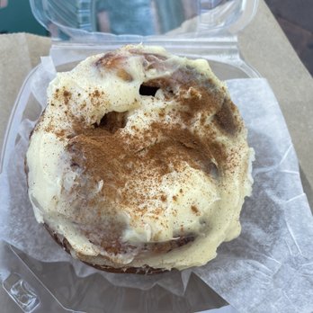 Cafe Esko - Cinnamon bowl - Coffee & Tea Near Me - Solvang, California