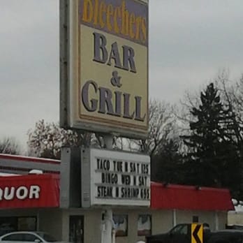 Bleechers Bar & Grill - Sports Bars Near Me - Maplewood, Minnesota