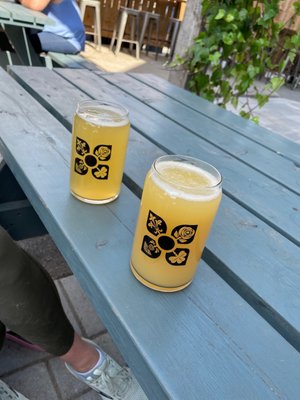 4 Origines - Microbrasserie / Pointe-St-Charles by null