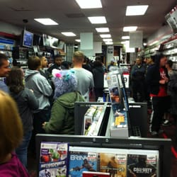 Gamestop - Mw3 release
