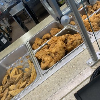 Royal Farms - World famous chicken and wedges - Gas Stations Near Me - National Harbor, Maryland