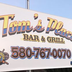 Tom's Place Bar & Grill