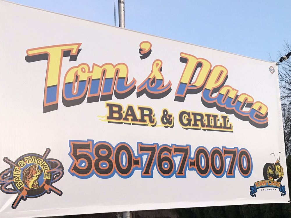 TOM’S PLACE BAR & GRILL Updated October 2024 15 Photos 43 Osage Cove Rd, Burbank, Oklahoma