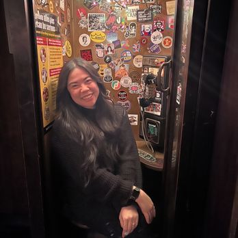 Holiday Cocktail Lounge - Cocktail Bars Near Me - New York, New York