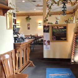 Roman Cafe - Entrance to the dining room