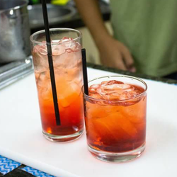 Senac Marechal Floriano - Meu primeiro drink ! Campari Soda, perfeito ! #Bartender