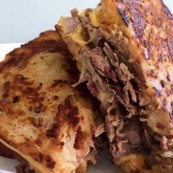 Kate's Kitchen - Brisket melt on bacon jalapeño popper bread