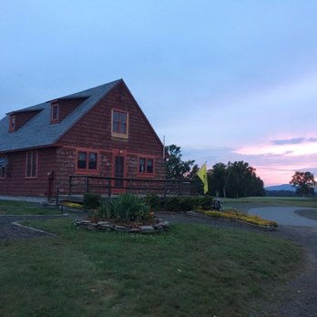 Country Club Inn - Golf couy - Hotels Near Me - Rangeley, Maine Country Club Inn - Golf couy - Hotels Near Me - Rangeley, Maine