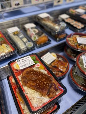 Takeya Sushi by null