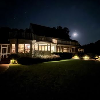 The Laughing King - Moon over the back of the Laughing King - Bed & Breakfast Near Me - Cape Charles, Virginia The Laughing King - Moon over the back of the Laughing King - Bed & Breakfast Near Me - Cape Charles, Virginia