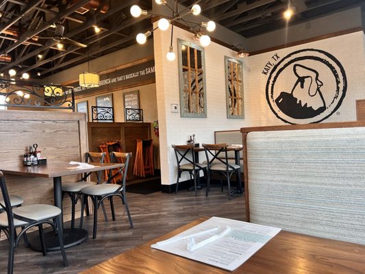 Another Broken Egg Cafe by null