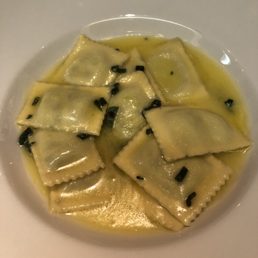 Ravioli alla Salvia
