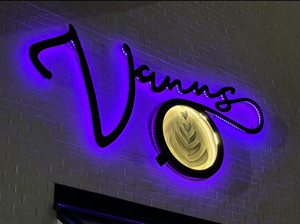 Vann’s Espresso and Creamery, Walnut Grove Roadtrippers