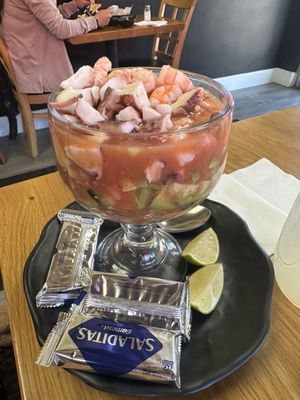 La Sobremesa by null