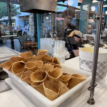 Kilwins Ice Cream - Chocolate - Fudge - Fresh waffle cone - Chocolatiers & Shops Near Me - The Colony, Texas Kilwins Ice Cream - Chocolate - Fudge - Fresh waffle cone - Chocolatiers & Shops Near Me - The Colony, Texas