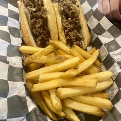 Conshohocken Brewing Company - Cheesesteak