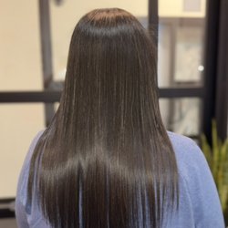 The Color Hustle - Smooth. Silky. Frizz-free.
Keratin Complex that leaves your hair healthier, shinier, and effortlessly manageable.