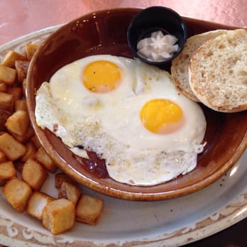 Another Broken Egg Cafe - The Yolk (sunny side up eggs, English muffin, and country potatoes) - Cafes Near Me - Memphis, Tennessee Another Broken Egg Cafe - The Yolk (sunny side up eggs, English muffin, and country potatoes) - Cafes Near Me - Memphis, Tennessee
