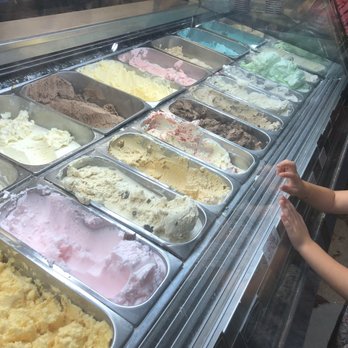 Cold Stone Creamery - Ice Cream & Frozen Yogurt Near Me - Miami, Florida Cold Stone Creamery - Ice Cream & Frozen Yogurt Near Me - Miami, Florida