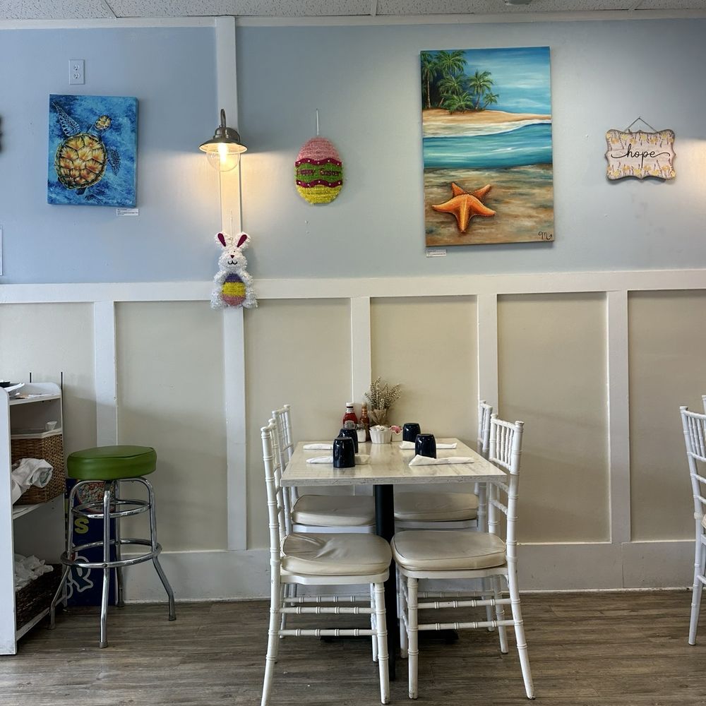 The Boca Beach House - Cute dining area - Breakfast & Brunch Near Me - Boca Raton, Florida The Boca Beach House - Cute dining area - Breakfast & Brunch Near Me - Boca Raton, Florida