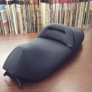 Tapicería Royamo - Tapizado de asiento de moto de 125cc. - Home Decor Near Me - Seville, SE Tapicería Royamo - Tapizado de asiento de moto de 125cc. - Home Decor Near Me - Seville, SE
