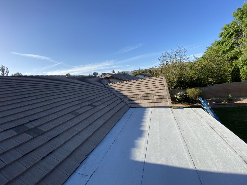 Slide of Independent Roofing