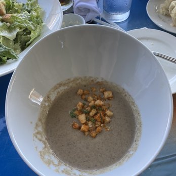 Geoffrey's Malibu - Mushroom soup and spicy croutons. Very good. - Seafood Near Me - Malibu, California