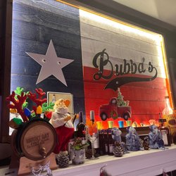 Bubba’s Beach Bar - This mantle though ..