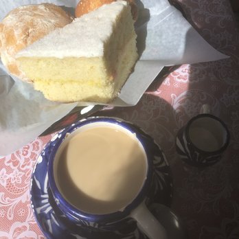 Buenos Días Cafe - Breakfast & Brunch Near Me - Gulf Breeze, Florida