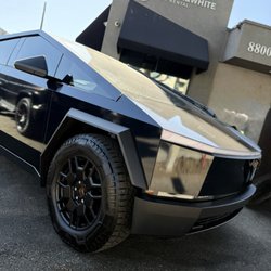 Black and White Car Rental - Cyberbeast