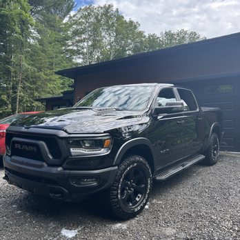 Ravive Esthétique Automobile - Auto Detailing Near Me Ravive Esthétique Automobile - Auto Detailing Near Me