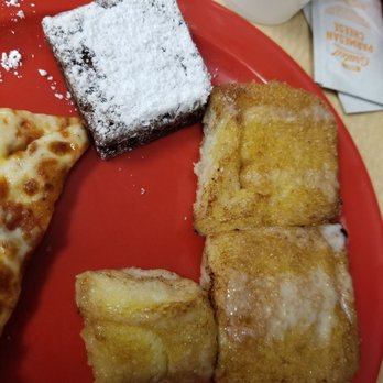 Cicis Pizza - Cinnamon rolls and a brownie! - Pizza Near Me - Tampa, Florida