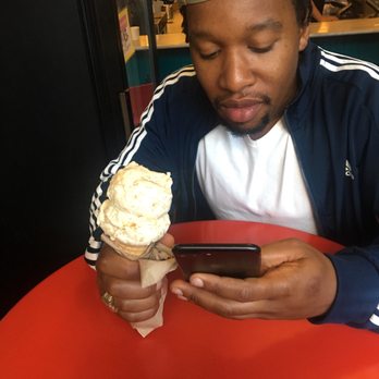 Ample Hills Creamery - Snap mallow pop - Ice Cream & Frozen Yogurt Near Me - Brooklyn, New York