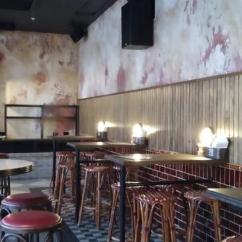 Republic Tavern - Inside - Brewpubs Near Me - Epping, VIC