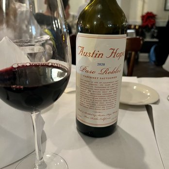 Das Ethiopian - I love Austin hope Cab! Highly recommend this wine, pairs perfectly with the food - IG - @LaGordaDeMiami - Ethiopian Near Me - Washington, DC, District of Columbia