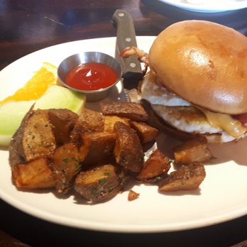 Dublin Crossing Irish Pub - Breakfast Sandwich - Irish Near Me - Surrey, British Columbia Dublin Crossing Irish Pub - Breakfast Sandwich - Irish Near Me - Surrey, British Columbia