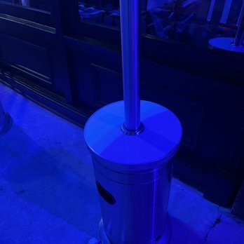 Joxer Daly's - a blue light on a street corner - Pubs Near Me - Culver City, California Joxer Daly's - a blue light on a street corner - Pubs Near Me - Culver City, California