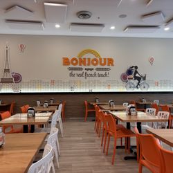 Bonjour French Bakery Cafe - Fairly large dining area