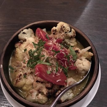 R&D Restaurant - Cauliflower curry with roasted tomatoes. It's really good! - Asian Fusion Near Me - Toronto, Ontario