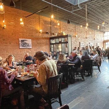 El Moro Spirits & Tavern - New American Near Me - Durango, Colorado El Moro Spirits & Tavern - New American Near Me - Durango, Colorado