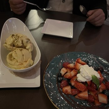 Divan Restaurant - Ice Cream & Berries Divan - Persian/Iranian Near Me - Mclean, Virginia Divan Restaurant - Ice Cream & Berries Divan - Persian/Iranian Near Me - Mclean, Virginia