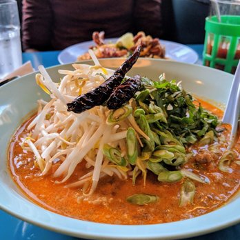 Nana - Mi ga ti with pork - Thai Near Me - Toronto, Ontario Nana - Mi ga ti with pork - Thai Near Me - Toronto, Ontario