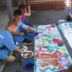 Viva el Espanol - Making a mural and learning about the rain forest - en español!