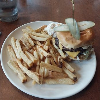 White Spot Tsawwassen - Double Double - Breakfast & Brunch Near Me - Tsawwassen, British Columbia
