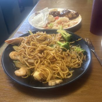 Greater China Buffet - Nasty dry not hot looks very - Buffets Near Me - Sparks, Nevada