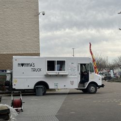 Momma's Truck - Great food